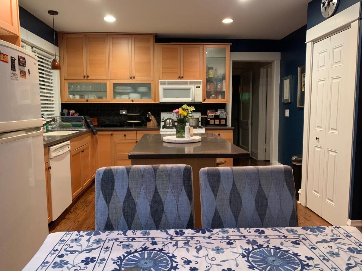 Oak Park Beauties - Tree Lined Streets - Walkable Apartment Bagian luar foto