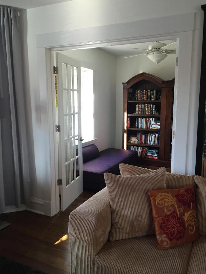 Oak Park Beauties - Tree Lined Streets - Walkable Apartment Bagian luar foto