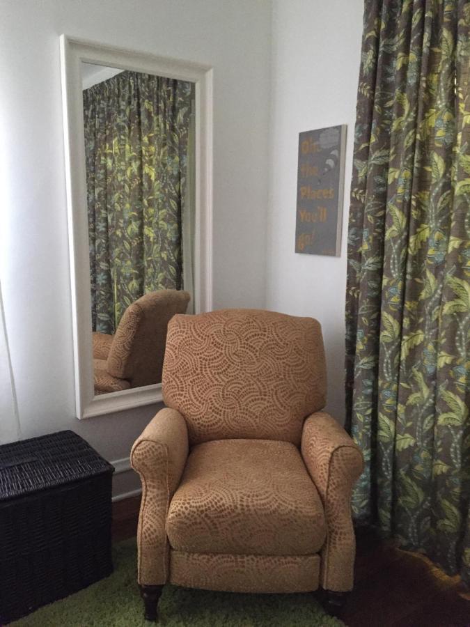Oak Park Beauties - Tree Lined Streets - Walkable Apartment Bagian luar foto