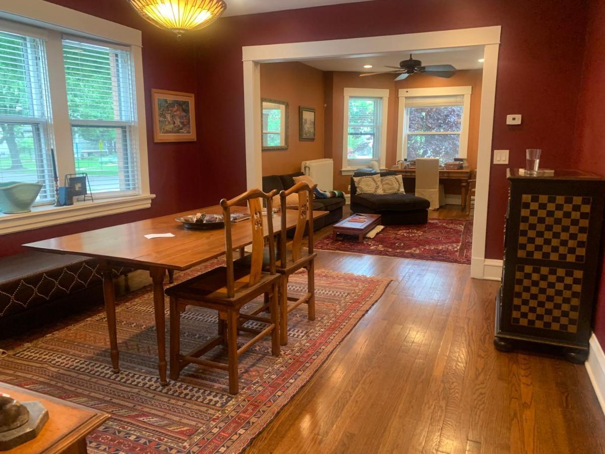 Oak Park Beauties - Tree Lined Streets - Walkable Apartment Bagian luar foto