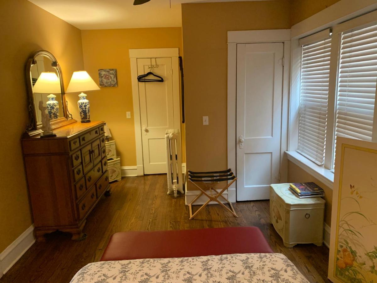 Oak Park Beauties - Tree Lined Streets - Walkable Apartment Bagian luar foto