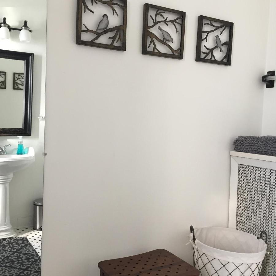 Oak Park Beauties - Tree Lined Streets - Walkable Apartment Bagian luar foto