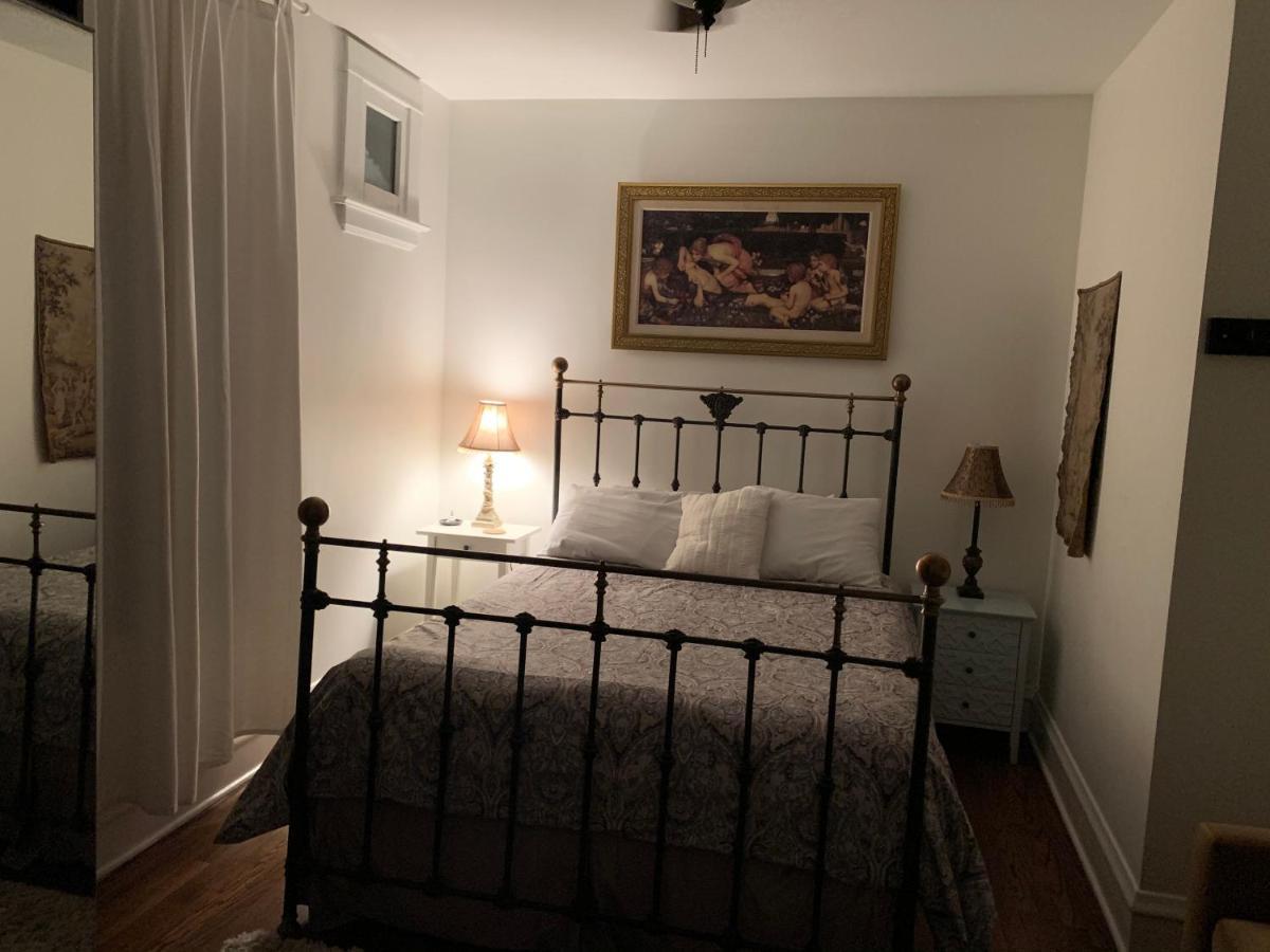 Oak Park Beauties - Tree Lined Streets - Walkable Apartment Bagian luar foto